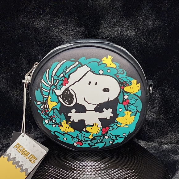 Loungefly | Bags | Loungefly Snoopy Crossbody | Poshmark